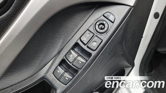 Hyundai Avante MD Luxury, 2011 14