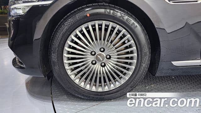 Genesis G90 Luxury, 2021 все фото