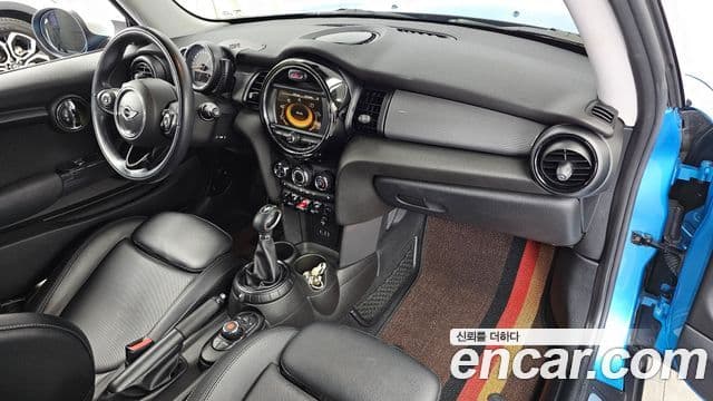 Mini Cooper 3세대, 2015 7