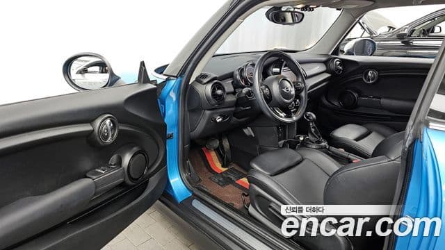 Mini Cooper 3세대, 2015 10