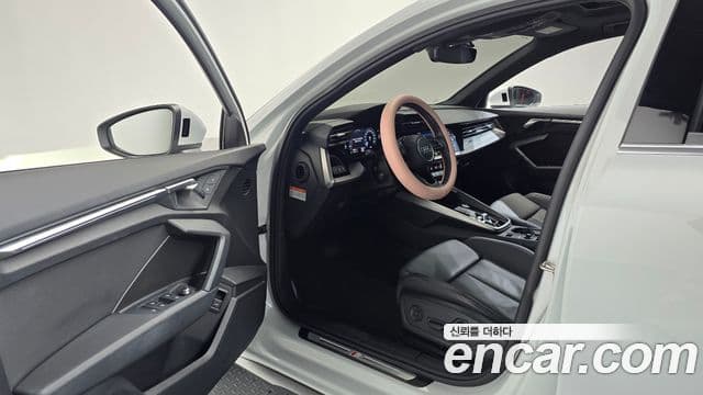 Audi A3 (8Y) Premium, 2023 10