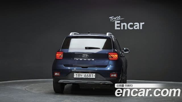 Hyundai Venue Modern, 2020 4