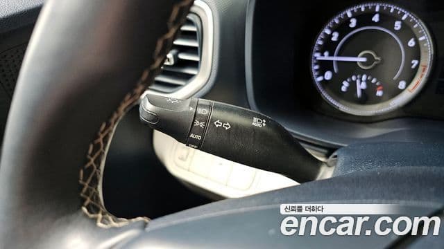 Hyundai Venue Modern, 2020 17