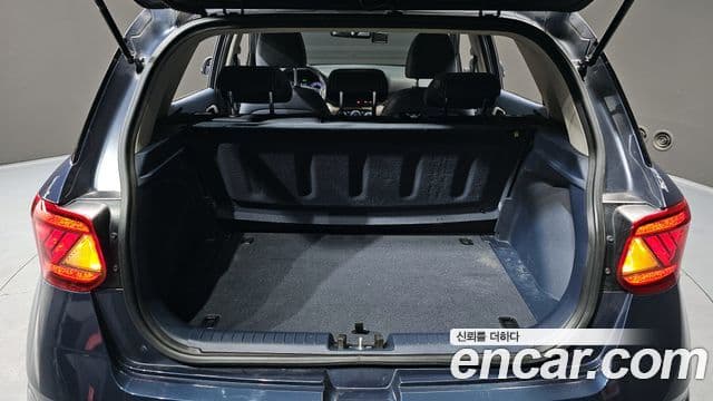 Hyundai Venue Modern, 2020 20