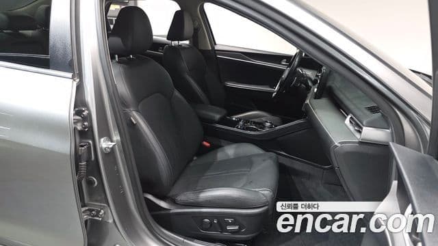Kia K5 3세대 Prestige, 2020 10