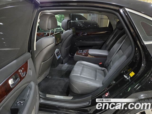 Hyundai Equus(новый кузов / новое поколение) 5.0 экспортная версия, 2015 7