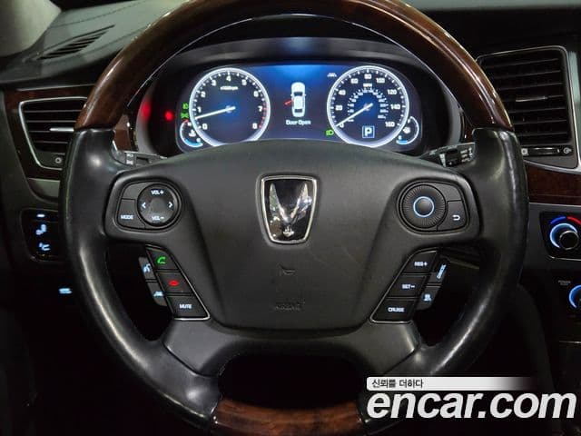 Hyundai Equus(новый кузов / новое поколение) 5.0 экспортная версия, 2015 9