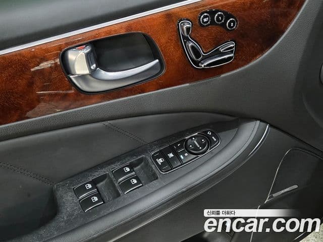Hyundai Equus(новый кузов / новое поколение) 5.0 экспортная версия, 2015 15
