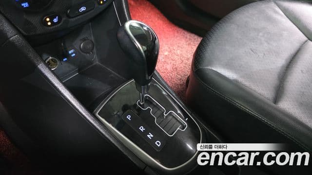 Hyundai Accent(новый кузов / новое поколение) Modern, 2016 9