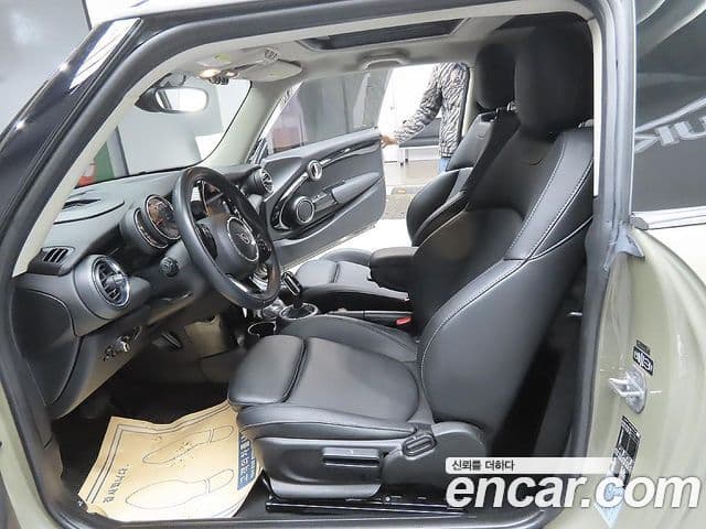 Mini Cooper 3세대, 2020 9