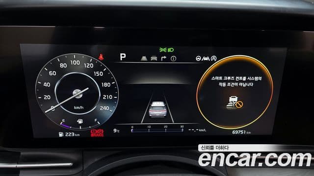 Kia Carnival 4세대 Signature, 2021 8