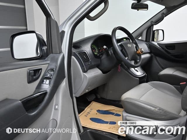 Hyundai Grand Starex CVX Value, 2009 11