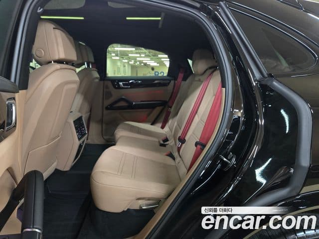 Porsche Cayenne (PO536) 3.0 E-гибрид купе, 2021 12