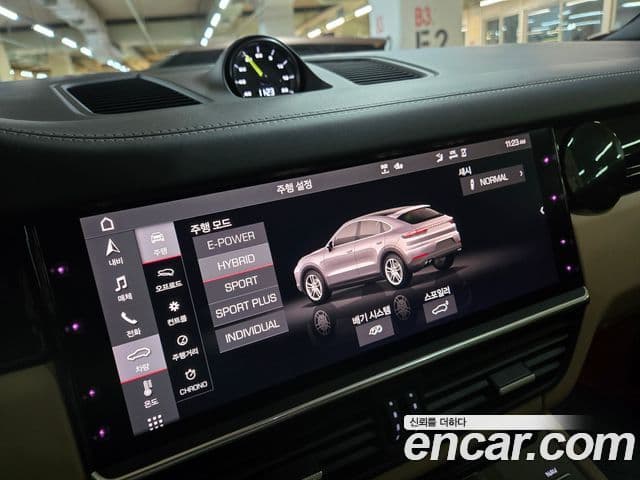 Porsche Cayenne (PO536) 3.0 E-гибрид купе, 2021 18