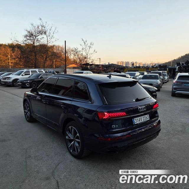 Audi Q7 (4M) Premium, 2023 3