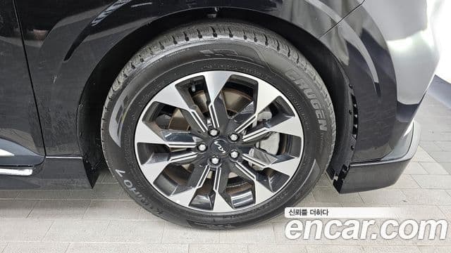 Kia Carnival 4세대 бензин 9인승 High Limousine(компания по спецнадстройкам), 2023 все фото