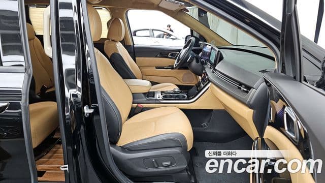 Kia Carnival 4세대 бензин 9인승 High Limousine(компания по спецнадстройкам), 2023 11