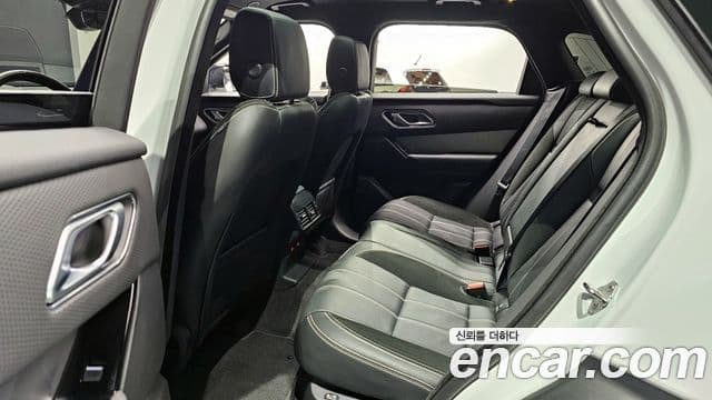 Land Rover Range Rover Velar 2.0 P250 R-Dynamic SE, 2023 12