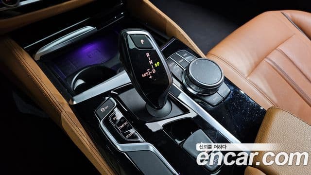 BMW 5시리즈 (G30) 520d Luxury Special Edition, 2018 9