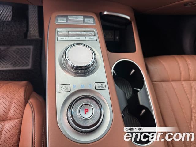 Genesis GV70, 2023 9