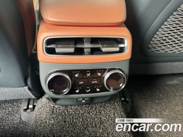 Genesis GV70, 2023 11