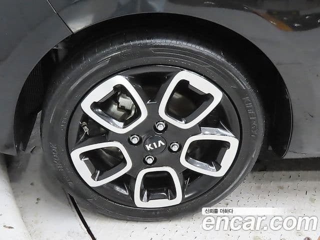 Kia The / новый New Ray Prestige, 2020 все фото