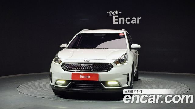 Kia Niro Prestige, 2018 3