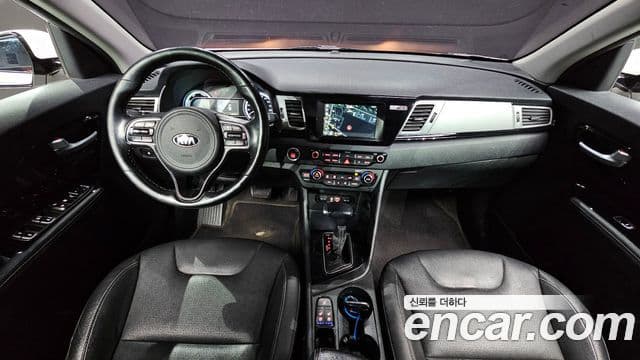 Kia Niro Prestige, 2018 7