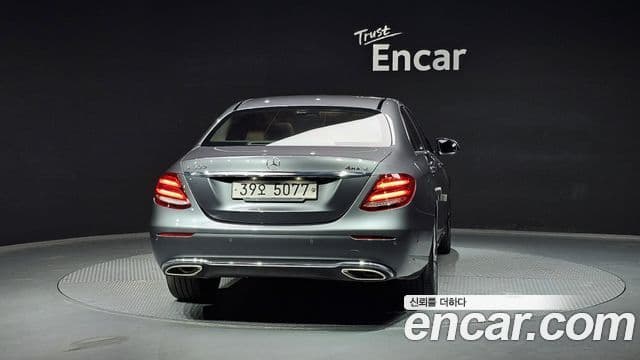 Mercedes-Benz E-класс W213 Avantgarde, 2019 4