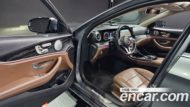 Mercedes-Benz E-класс W213 Avantgarde, 2019 12