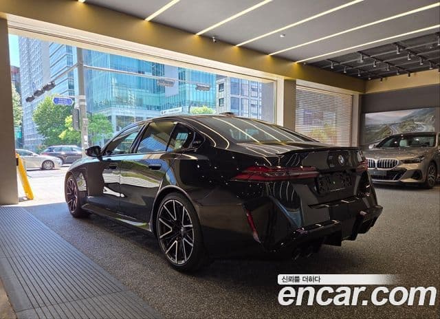 BMW M5 (G90) M5 седан, 2025 4