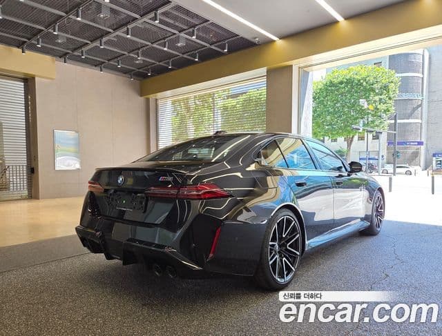 BMW M5 (G90) M5 седан, 2025 6