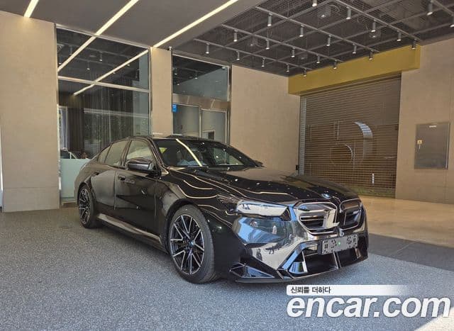 BMW M5 (G90) M5 седан, 2025 8