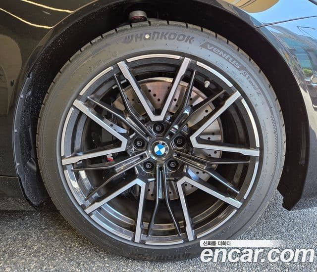 BMW M5 (G90) M5 седан, 2025 12