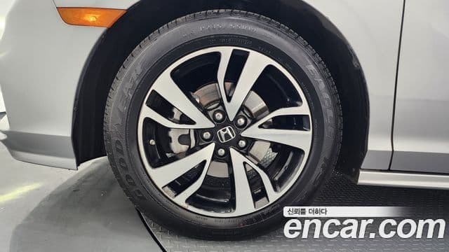 Honda Odyssey 5세대, 2019 все фото