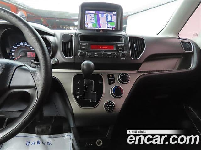 Kia Ray Deluxe, 2012 10