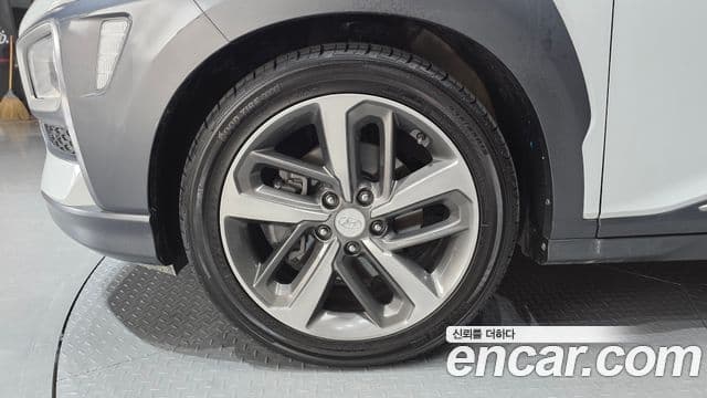 Hyundai Kona Modern Art, 2019 все фото