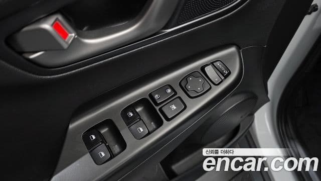 Hyundai Kona Modern Art, 2019 19