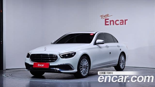 Mercedes-Benz E-класс W213 Exclusive, 2022 1