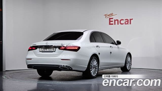 Mercedes-Benz E-класс W213 Exclusive, 2022 2