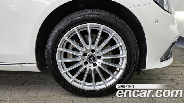 Mercedes-Benz E-класс W213 Exclusive, 2022 все фото