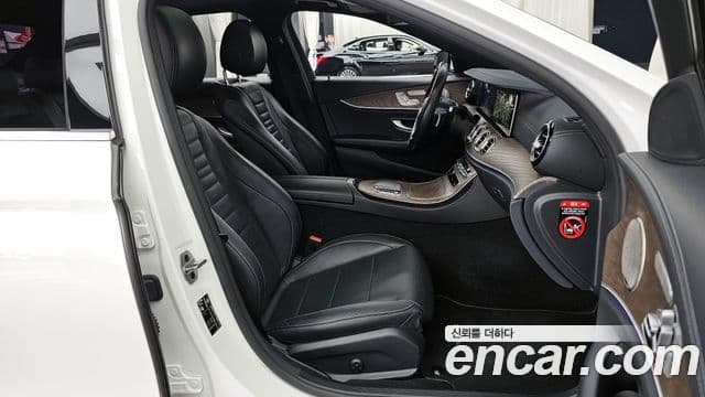 Mercedes-Benz E-класс W213 Exclusive, 2022 11