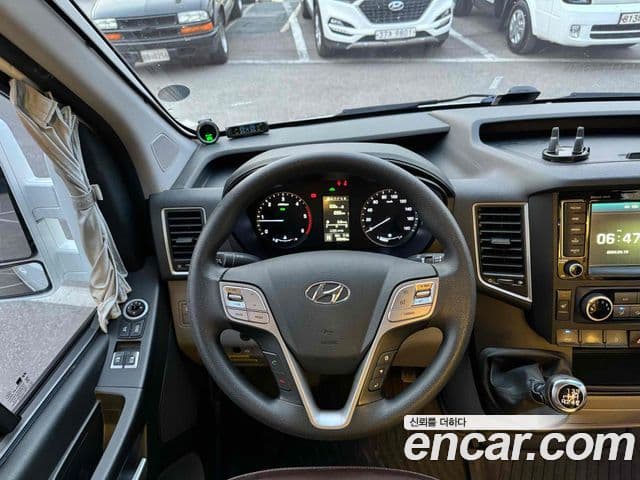 Hyundai 쏠라티 кемпер, 2015 7