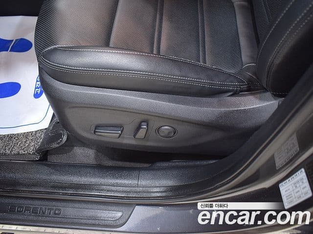 Kia All New Sorento Prestige, 2015 11