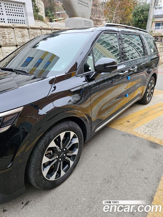 Kia Carnival 4세대 Signature, 2022 1