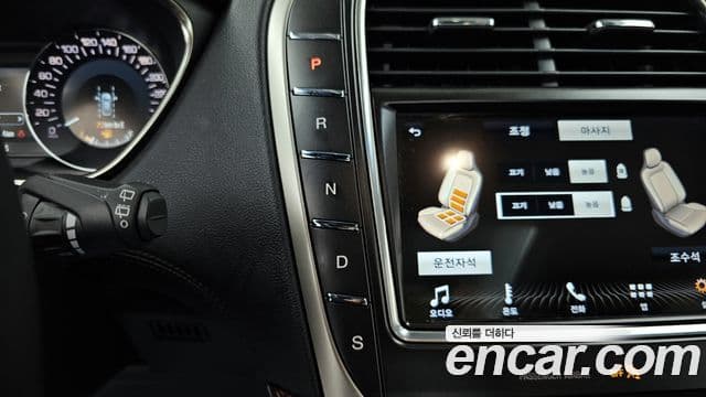 Lincoln MKX 2세대, 2018 9