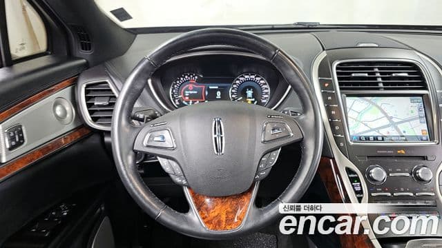 Lincoln MKX 2세대, 2018 13