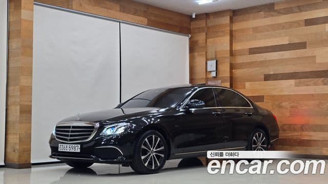 Mercedes-Benz E-класс W213 Exclusive, 2019 1