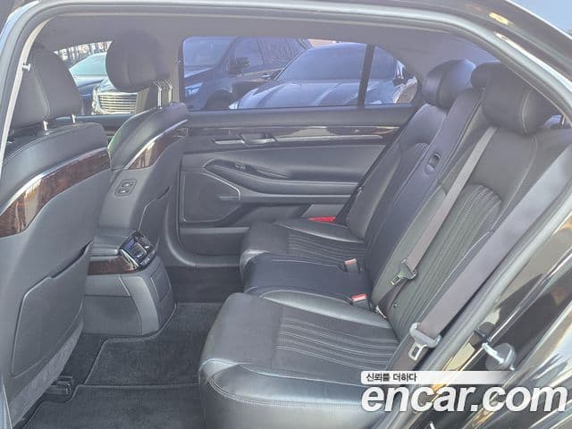 Genesis EQ900 Luxury, 2018 2