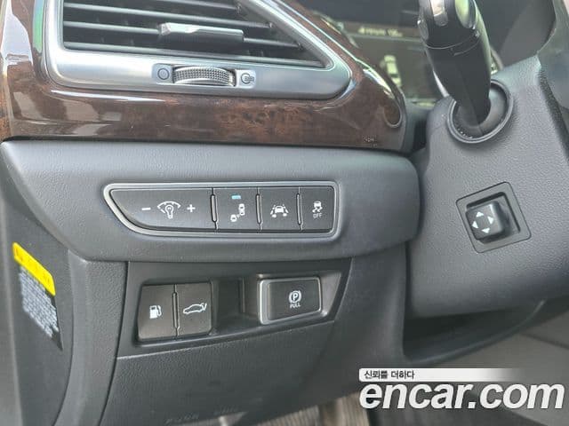 Genesis EQ900 Luxury, 2018 9